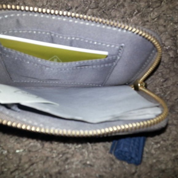 FOSSIL-TARA WRISTLET-Pebbled Leather-Taupe-NEW WITH TAG - Picture 6 of 6